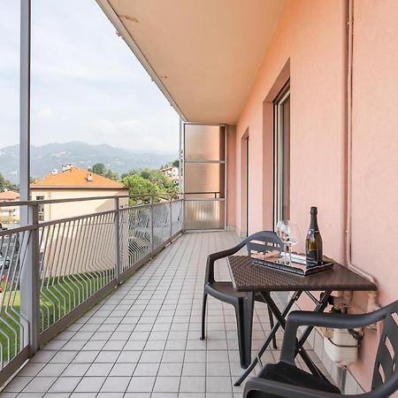 Santa Chiara Apartment By MyhomeinКомо Экстерьер фото