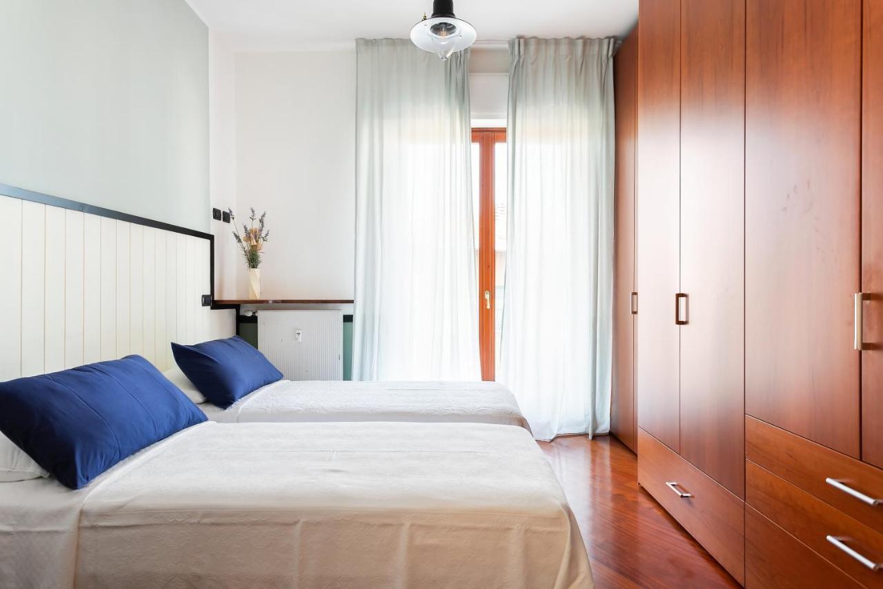 Santa Chiara Apartment By MyhomeinКомо Экстерьер фото